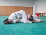 [Foto:
Judo-Armhebel:
Mune Gyaku
]