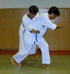 [Foto:
Judo-Wurf:
Soto Maki Komi
]